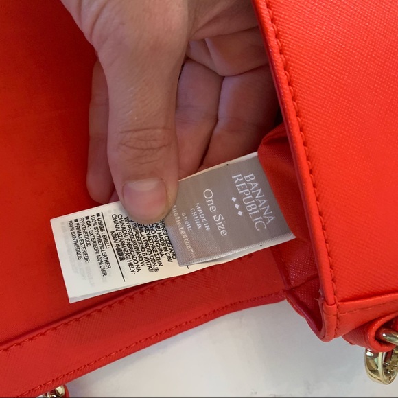 Banana Republic | Red Grid Pattern Crossbody bag - Picture 7 of 9